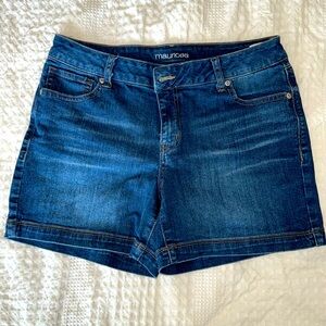Maurice’s denim jean shorts size 10